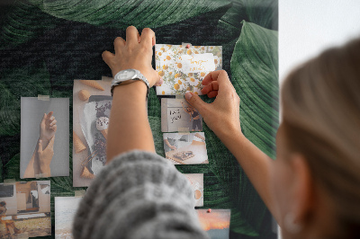 Kork-Pinnwand mit Motiv aus dichtem grünen Blättergeflecht