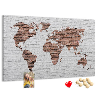 Weltkarte mit Korkrückwand Motiv Backsteinmauer