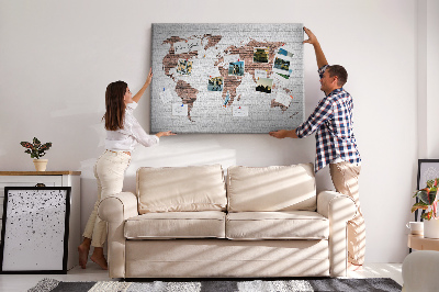 Weltkarte mit Korkrückwand Motiv Backsteinmauer