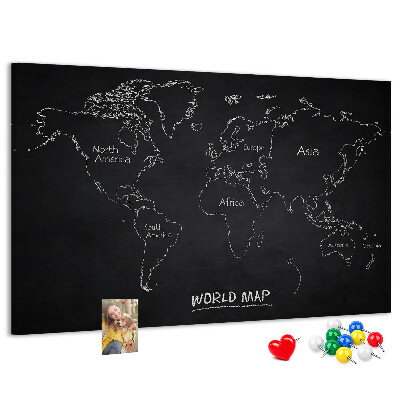 Weltkarte mit Korkrückwand auf schwarzem Hintergrund