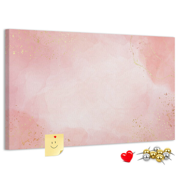 Korktafel mit rosa Hintergrund und zarten Goldakzenten