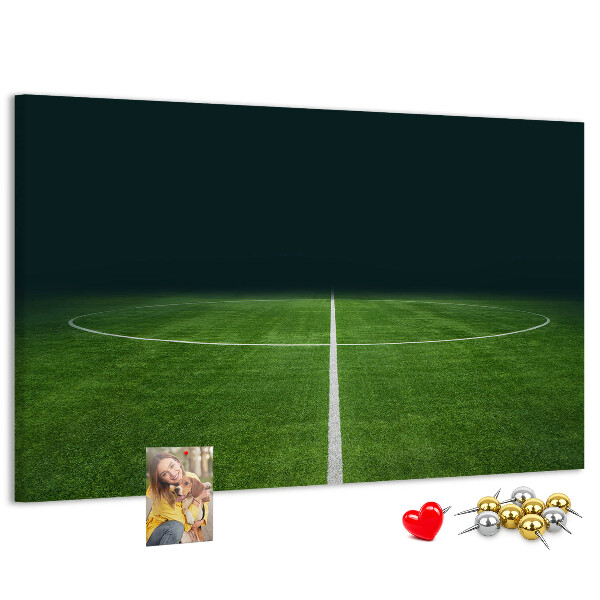 Korkbild mit Motiv eines Fußballfeldes mit Linien und Rasen