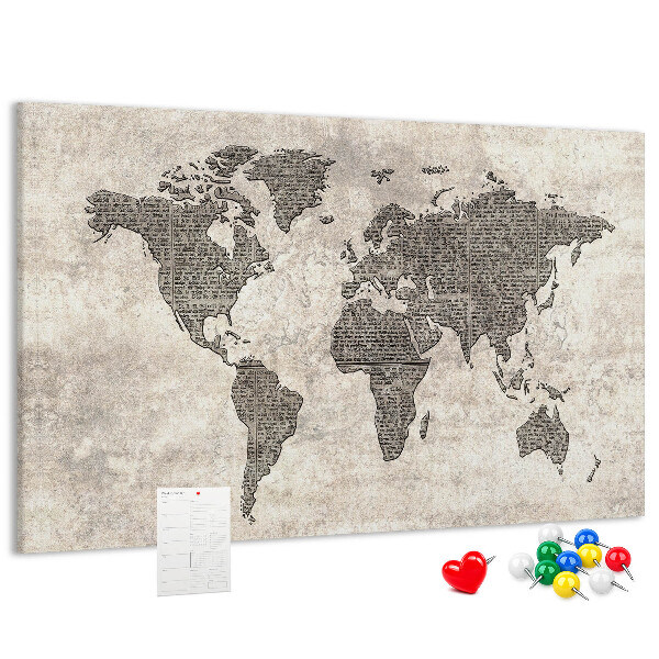 Weltkarte mit Zeitungstextur auf Korkrückwand
