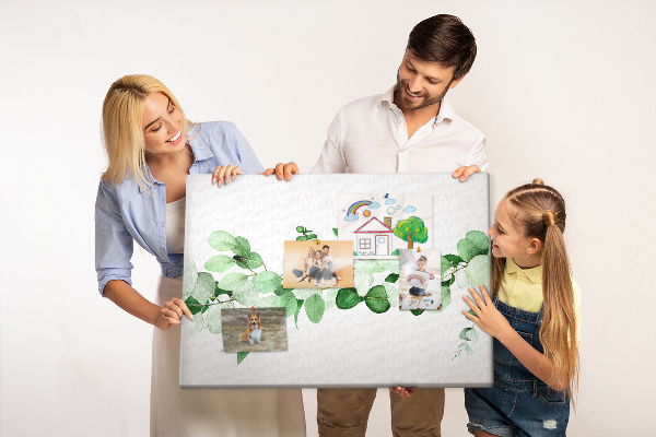Korkbild grüne Blätter auf hellem Hintergrund