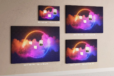 Bild mit Korkrückwand bunte Wolken mit einem Neonkreis