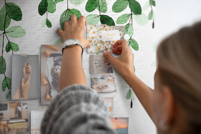 Kork-Pinnwand mit Motiv grüne Blätter in zartem Aquarellstil