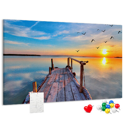 Bild mit Korkrückwand Sonnenuntergang über einem ruhigen See