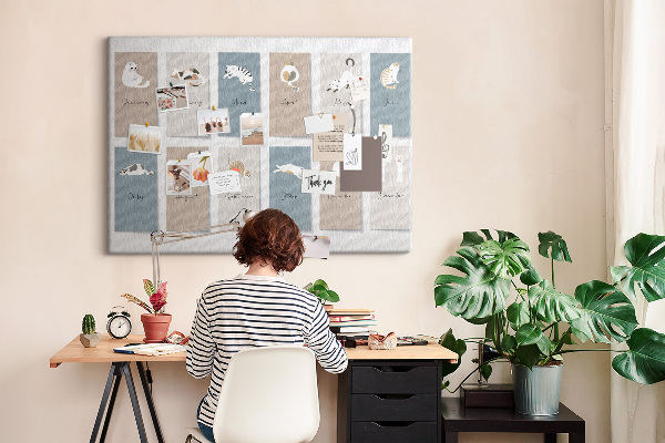 Kalender mit niedlichen Haustierillustrationen mit Korkrückwand