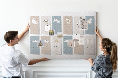 Kalender mit niedlichen Haustierillustrationen mit Korkrückwand