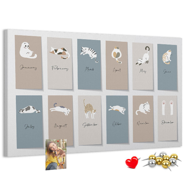 Kalender mit niedlichen Haustierillustrationen mit Korkrückwand