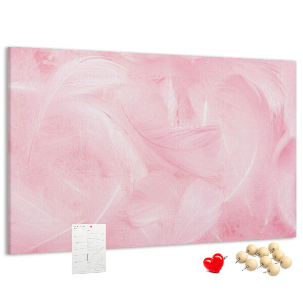 Bild mit Korkrückwand zarte rosa Federn im Hintergrund