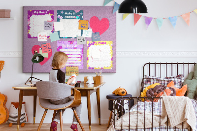 Bunte Notizbücher mit Herzmotiv mit Korkrückwand