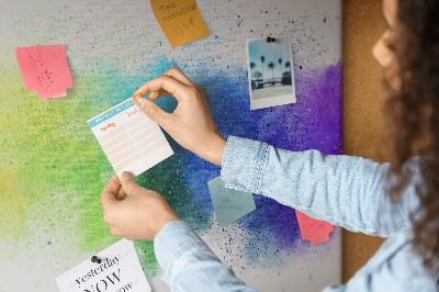 Korktafel mit bunten Blitzen in allen Regenbogenfarben