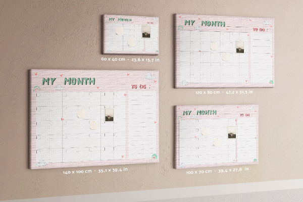 Korktafel rosa Kalender mit Wolken und Herzen