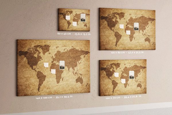 Weltkarte auf Korkrückwand antike Darstellung auf Bronzegrund