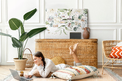 Bild mit Korkrückwand mit Blumenmuster und grünen Blättern