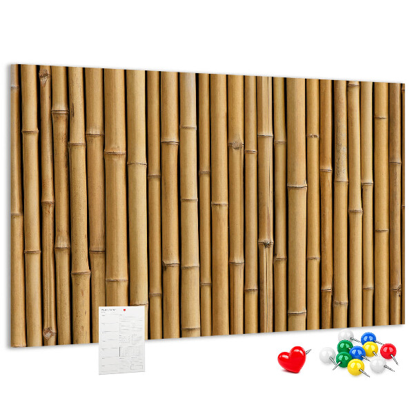 Korktafel mit natürlichem Bambusholz-Hintergrund