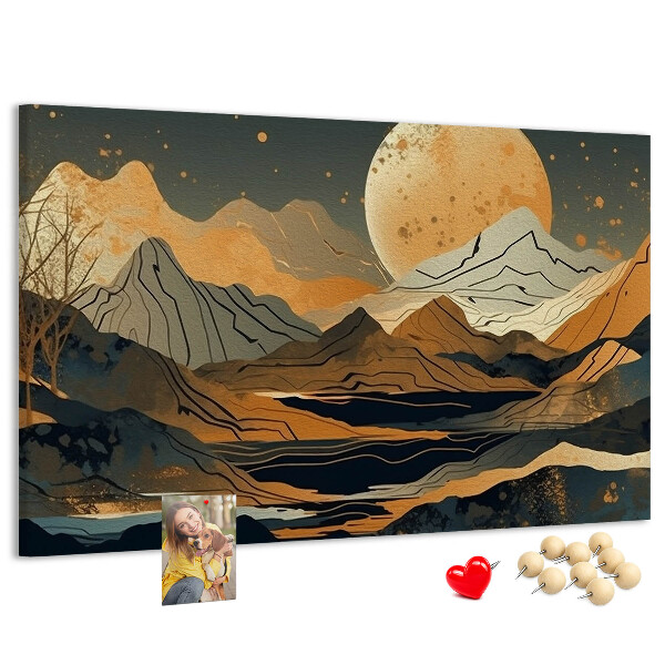 Korktafel mit Berglandschaft und Mondmotiv
