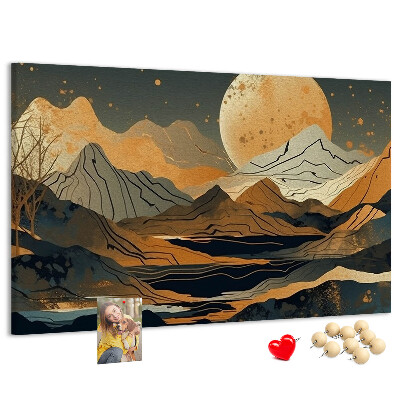 Korktafel mit Berglandschaft und Mondmotiv