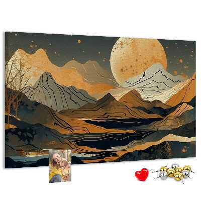 Korktafel mit Berglandschaft und Mondmotiv