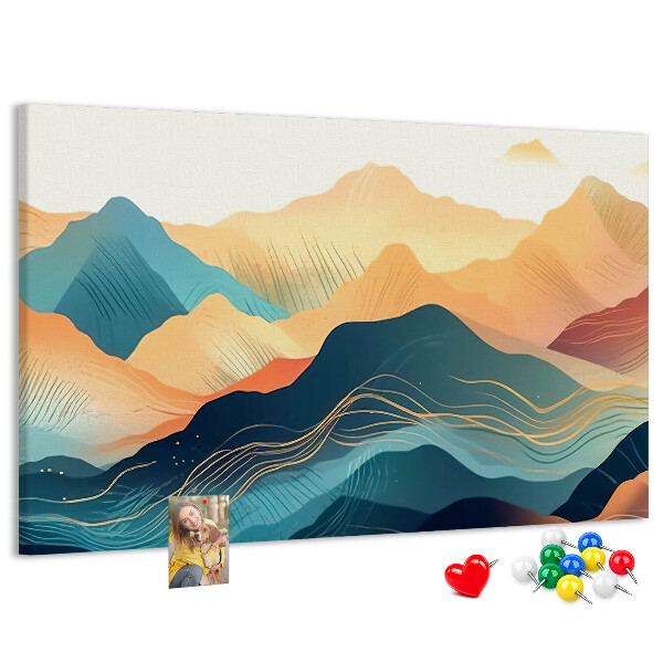 Korktafel mit abstraktem Bergmotiv in Pastelltönen