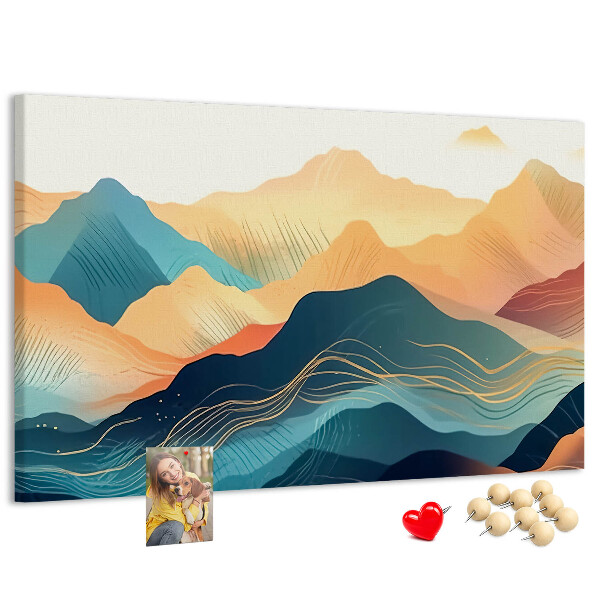Korktafel mit abstraktem Bergmotiv in Pastelltönen
