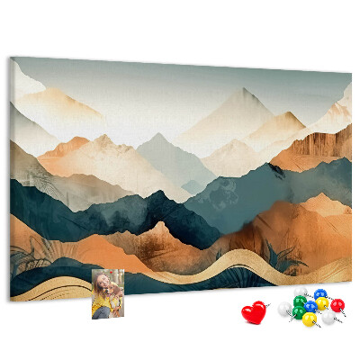 Kork-Pinnwand mit Motiv einer Berglandschaft in gedeckten Farben