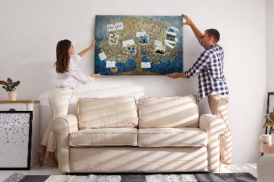 Korkbild mit Blattgold auf blauem Baumhintergrund