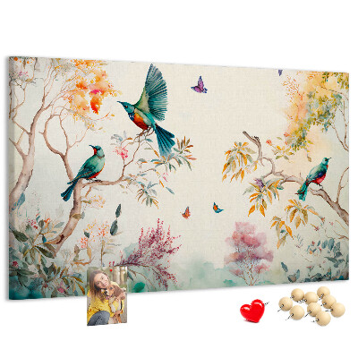 Korkbild farbenfrohe Vögel in einer Frühlingslandschaft