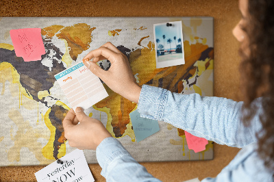Pinnwand aus Kork mit Motiv einer abstrakten Weltkarte in warmen Farben