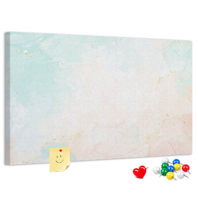 Korktafel mit zarten Pastellpunkten und goldenen Akzenten