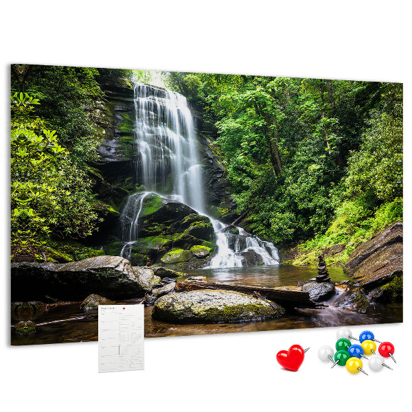 Pinnwand aus Kork mit Motiv Wasserfall in einem grünen Bergwald