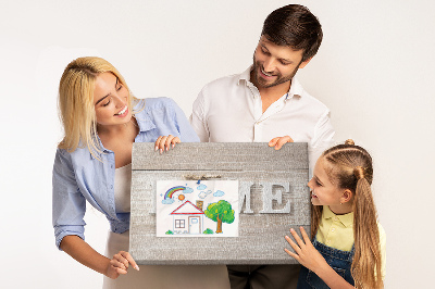 Kork-Pinnwand mit stilvollem HOME-Schriftzug und Herz