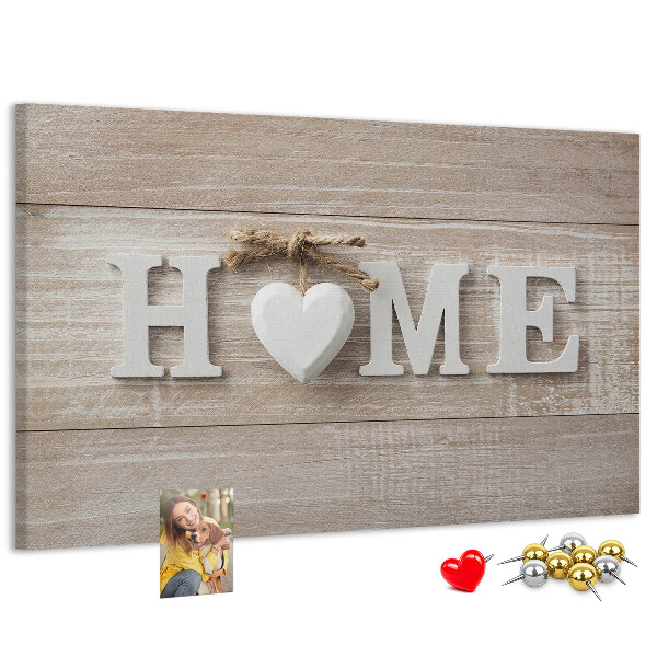 Kork-Pinnwand mit stilvollem HOME-Schriftzug und Herz