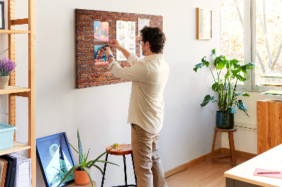 Korkbild Backsteinmauer in warmen Farbtönen