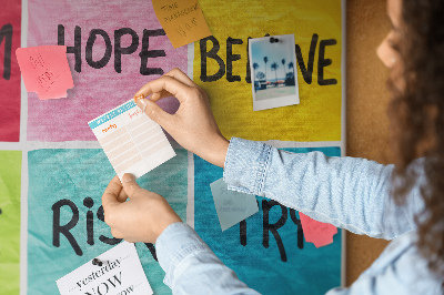 Bilder mit Korkrückwand farbenfrohe Karten mit inspirierenden Slogans