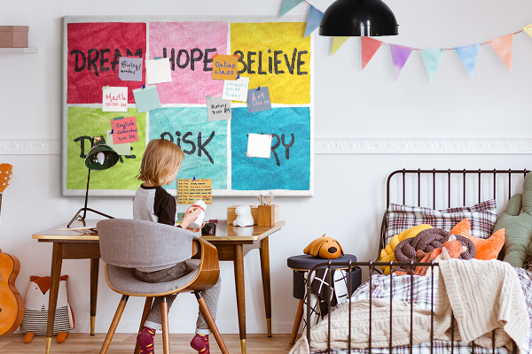 Bilder mit Korkrückwand farbenfrohe Karten mit inspirierenden Slogans