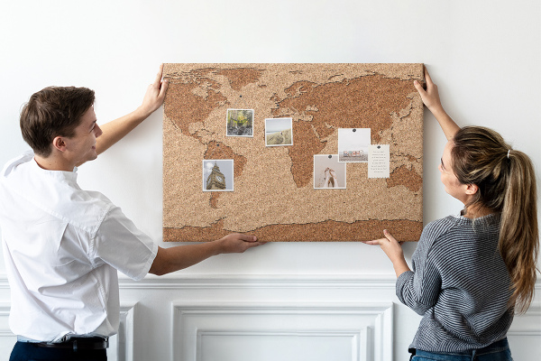 Weltkarte aus Naturkork als Korkbild