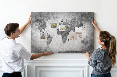 Weltkarte mit Korkrückwand in altmodischer Optik und Grautönen