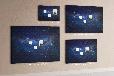 Korkbild kosmischer Raum mit funkelnden Sternen