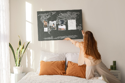 Weltkarte mit Korkrückwand in Textform