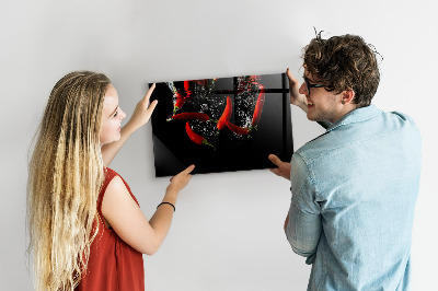 Magnetwand Paprika in Wasser