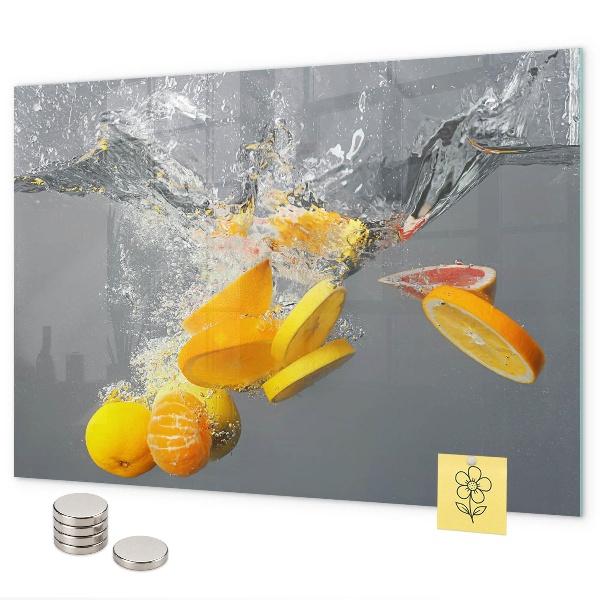 Magnetwand Zitrusfrüchte in Wasser