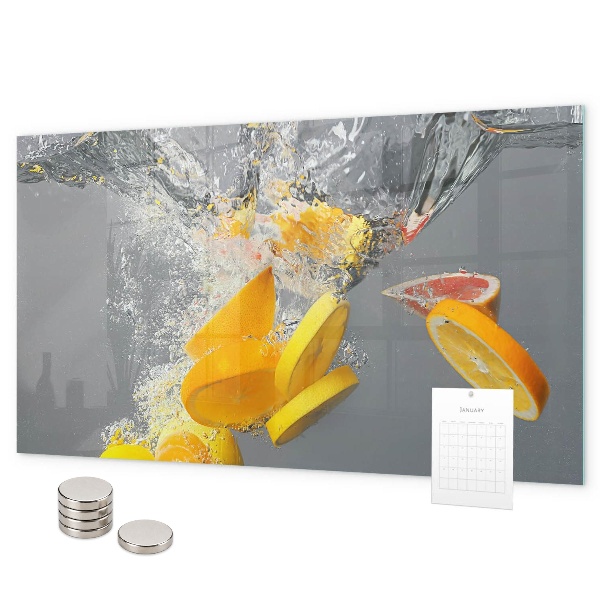 Magnetwand Zitrusfrüchte in Wasser