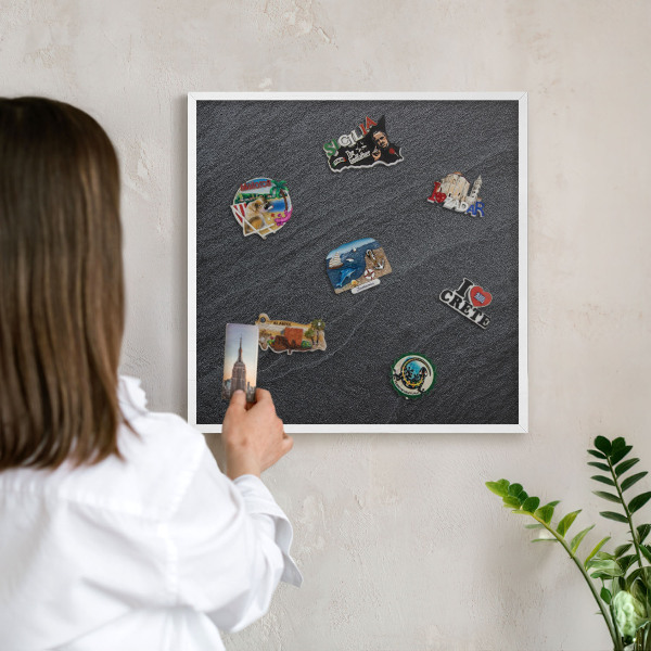 Wand-Magnettafel für Reisesouvenirs mit weißem Rahmen Graue Textur