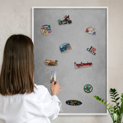 Magnettafel aus Metall für Souvenirs in weißem Rahmen Silberner Nebel