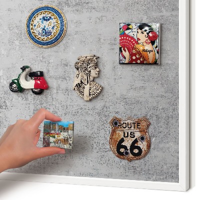 Magnettafel aus Metall für Souvenirs in weißem Rahmen Graue Oberfläche