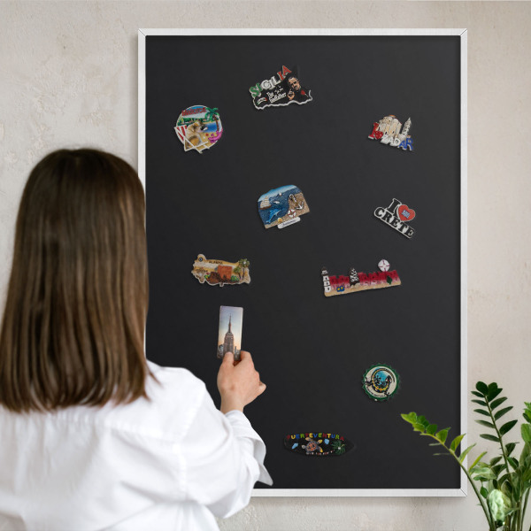 Wand-Magnettafel für Reisesouvenirs mit weißem Rahmen Schwarz