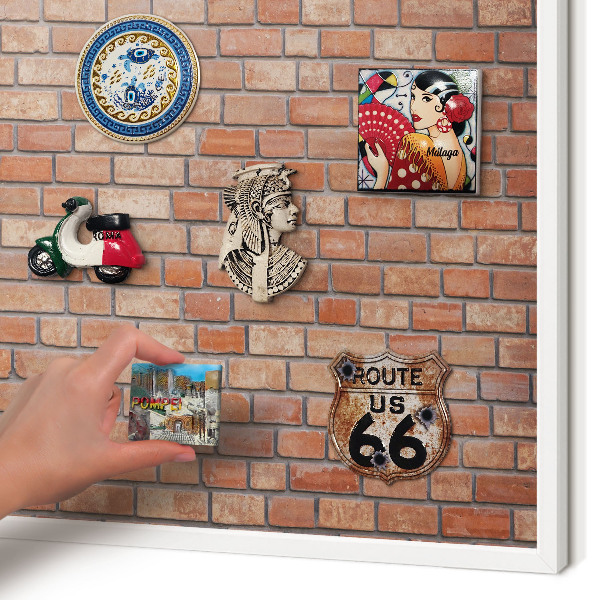 Magnettafel aus Metall für Souvenirs in weißem Rahmen Ziegelmauer