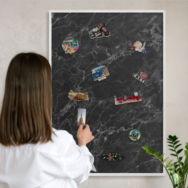 Wand-Magnettafel für Reisesouvenirs mit weißem Rahmen Marmor-Eleganz